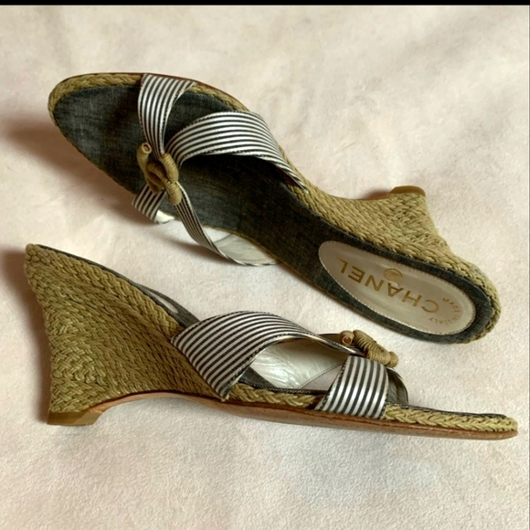 CHANEL Wedge Espadrille Sandals Size 38.5 - Picture 5 of 8